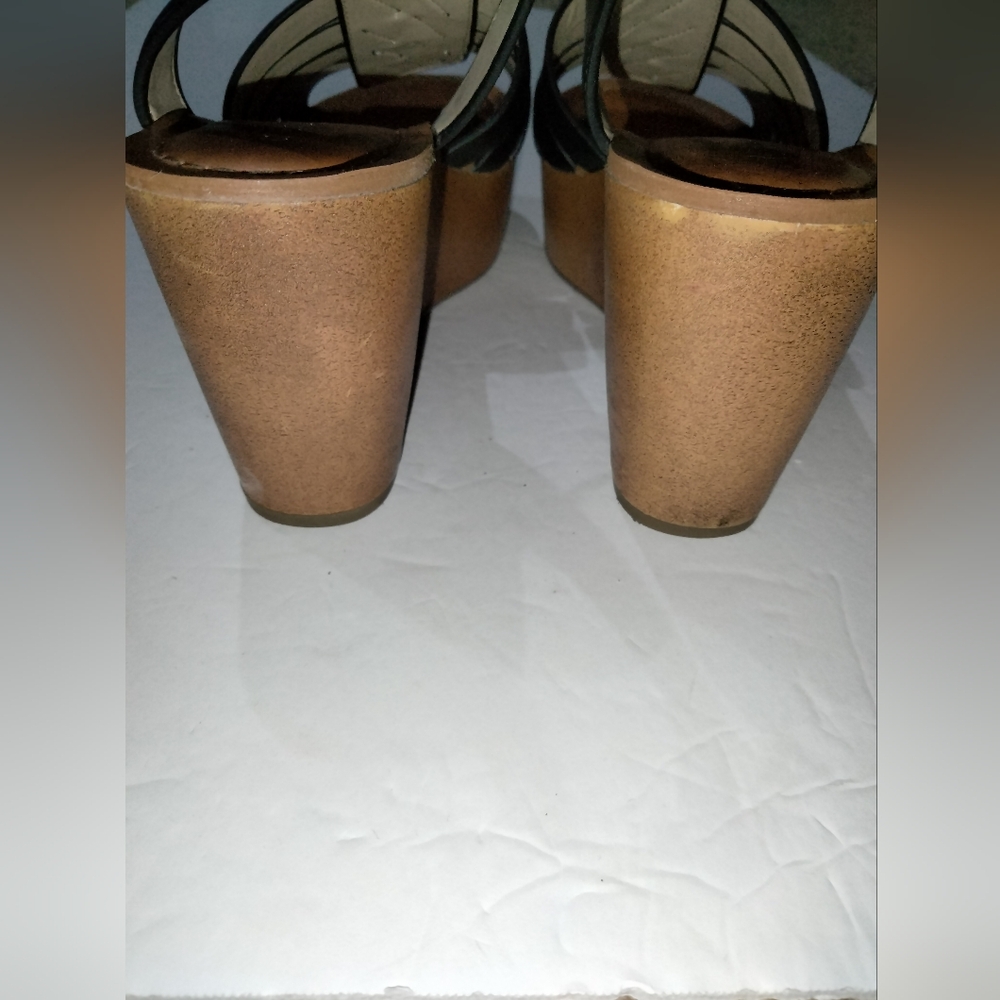 Marc Fisher (Size 8.5) Black Leather Strappy Open Toe Wedge/Platform Sandals - Picture 9 of 13